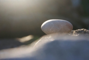 Rocks as a symbol of peace / Lara Königsmayr_1